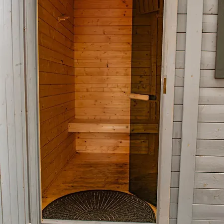 Mandala アパート *